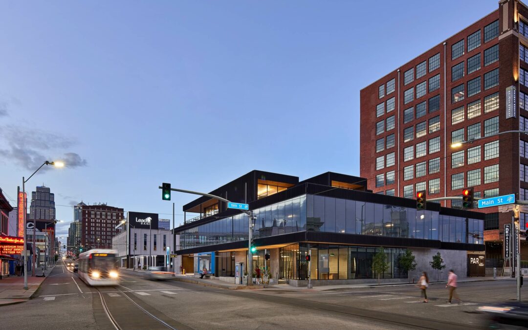 New Crossroads Office Building Connects Workplace Tenants with Neighboring Community